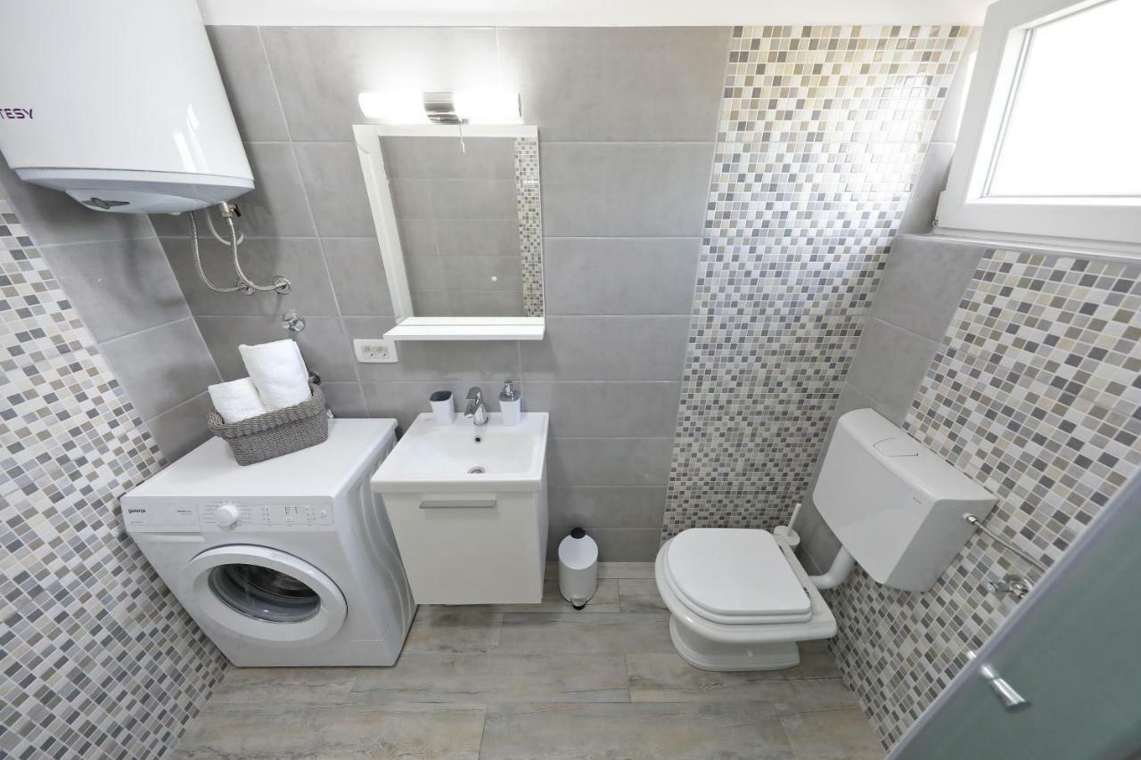 Apartmani Neva, Pridraga Ngoại thất bức ảnh