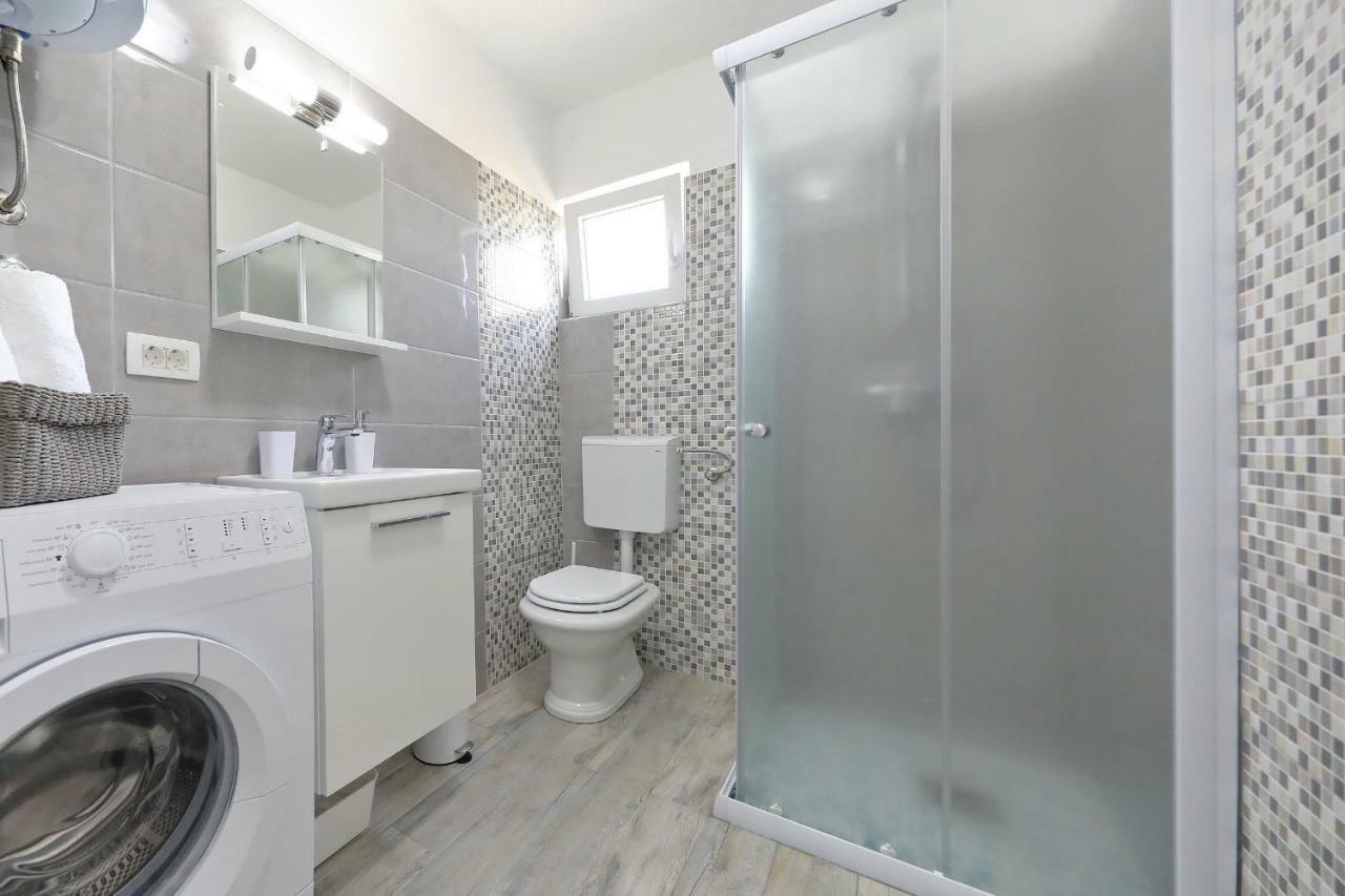 Apartmani Neva, Pridraga Ngoại thất bức ảnh